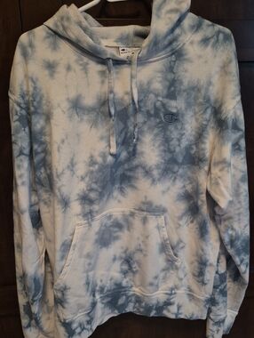 Champion Light Blue & White Tie-Dye Pullover Hoodie